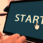 computer screen that reads "start"